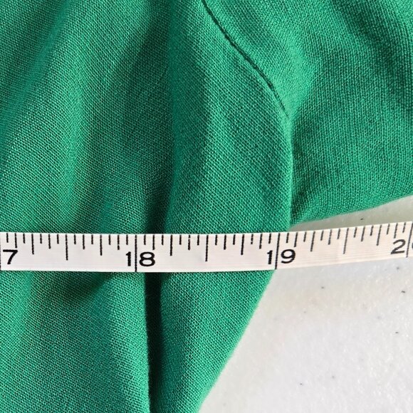 630-17 Torrid Kelly-Green Criss-Cross cinched waist babydoll top Size 1 (16/18) - Picture 10 of 10